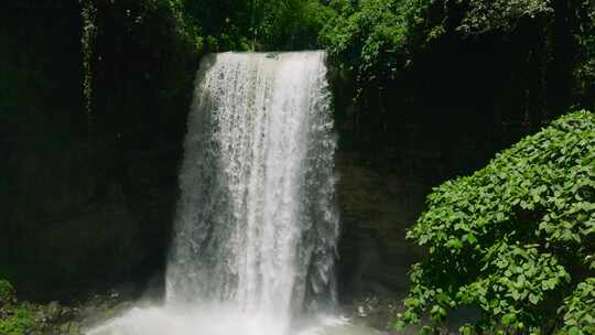 菲律宾的瀑布塞布湖南哥打巴托