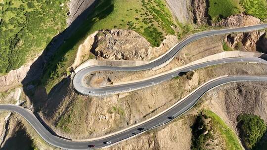 独库公路 盘山公路 新疆旅游