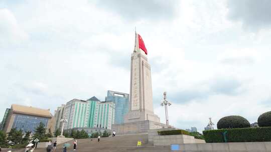 阴天的八一广场南昌起义纪念塔纪念碑