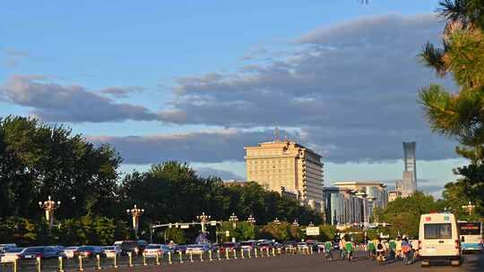 北京傍晚天安门广场夕阳下东长安街街道风光