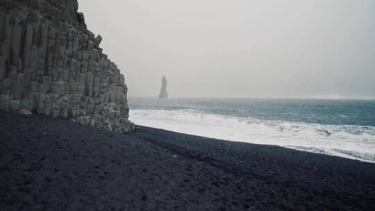 雨中的沙滩