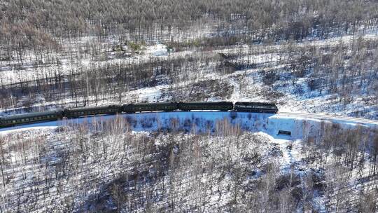 穿越大兴安岭林海雪原冻土雾凇地带的绿皮火车 (2)