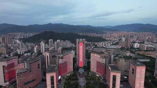 福建龙岩城市夜幕降临晚霞夜景灯光航拍