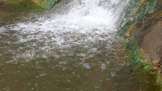 溪流升格慢镜头特写水的流动