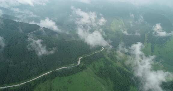 五台山航拍盘山路云雾缭绕