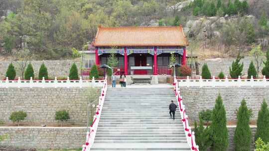 邹城鸿山寺 大雄宝殿 航拍寺庙