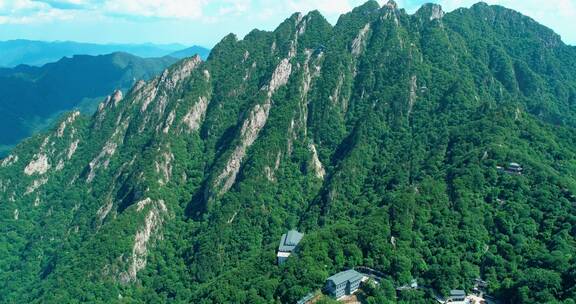 绿色山川航拍