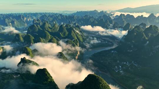 广西桂林喀斯特山脉云海日出航拍视频素材模板下载