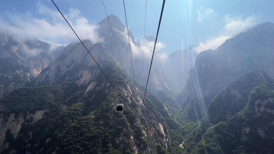 陕西5A级旅游景区西岳华山缆车与山顶云海视频素材模板下载