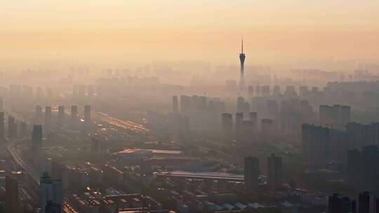 中国河南郑州清晨日出晨雾城市风光航拍