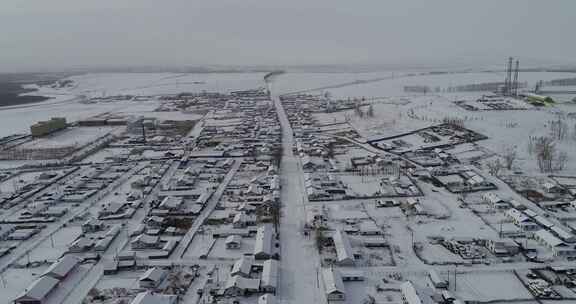 呼伦贝尔冬天雪景农垦农场民居村落景观