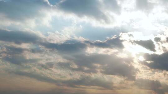 阳光穿过云层乌云丁达尔光延时耶稣光上帝光视频素材模板下载