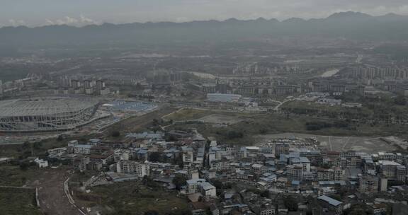 重庆郊野的城市风光