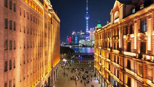 上海南京路步行街望向陆家嘴夜景航拍
