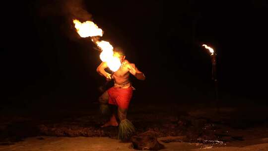 火把舞萨摩亚文化火刀舞
