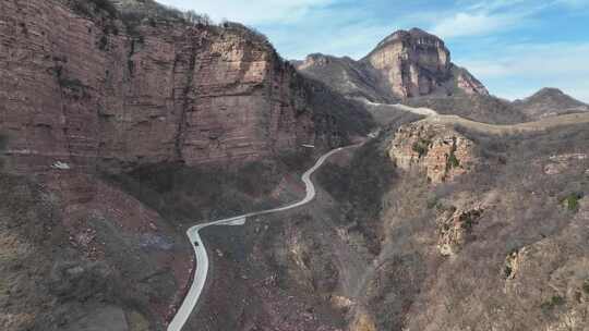 山路 崎岖 出行 汽车 山路 陡峭