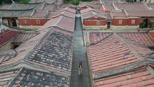 泉州蔡氏古民居航拍闽南红砖瓦房古厝建筑群