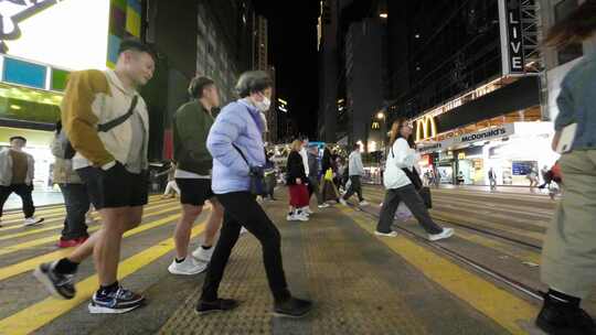 香港铜锣湾行人过马路慢镜头