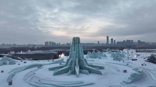 航拍哈尔滨冰雪大世界晚霞夕阳朝霞灯光夜景