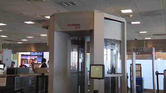 在机场对怀孕乘客采取特殊的安检