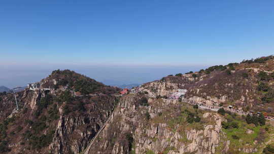 航拍泰安泰山山顶风景