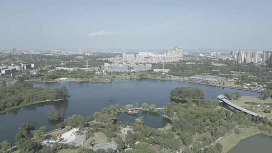 成都 北湖公园 航拍 湖景 湖面 蓝天