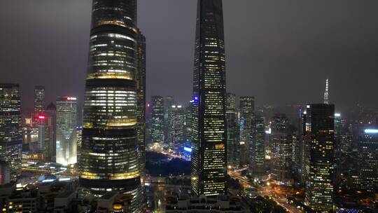 上海陆家嘴平流雾穿云城市夜景4K建筑航拍