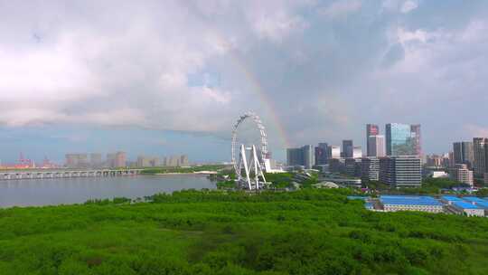 深圳宝安湾区之光摩天轮彩虹