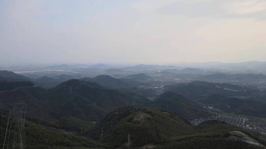 航拍 山峰 山路