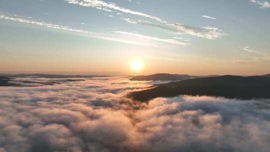 航拍山川云雾日出