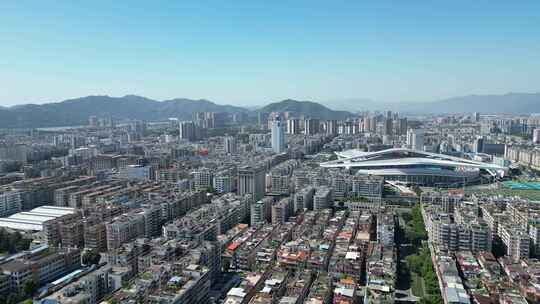 航拍广东肇庆大景肇庆城市风光