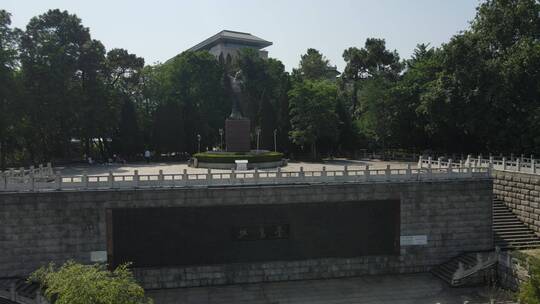 武汉东湖放鹰台李白雕像航拍视频素材模板下载