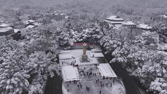 长沙下雪岳麓山岳麓书院橘子洲雪景