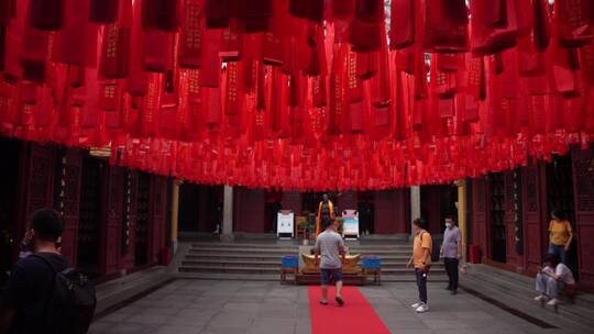 杭州北高峰灵顺寺-天下第一财神庙