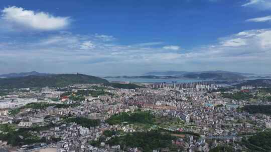 海岛城市全景鸟瞰图