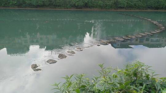 流动的河水水流4K实拍视频