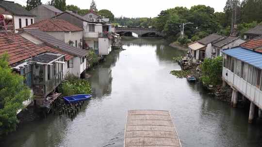 游船  湖泊 水湾 人文 风景 木船 古镇河流