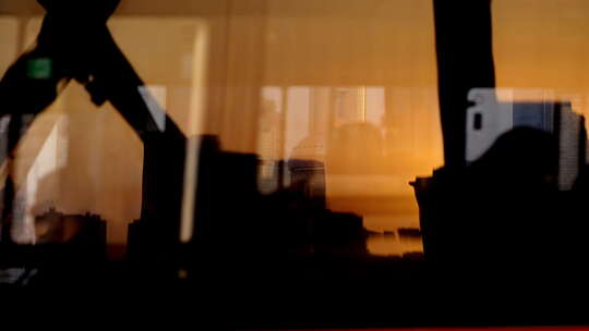 城市建筑剪影画面