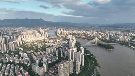 航拍福州闽江尤溪洲大桥道路江景