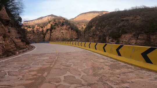 公路 车辆 行驶 移动 道路 自然风景