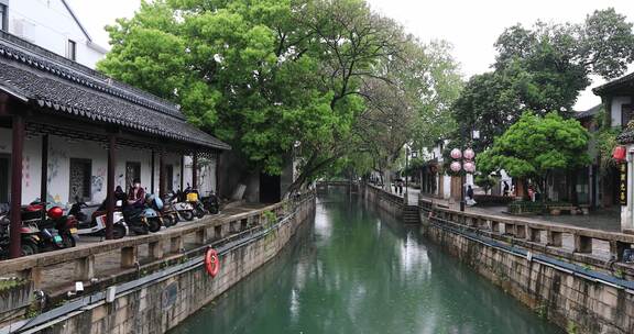 春天春雨清晨唯美慢生活古街苏州平江路