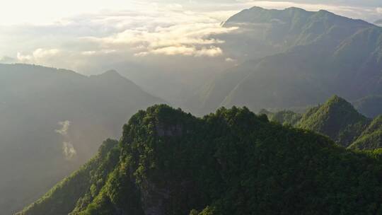 4k航拍山村晚霞