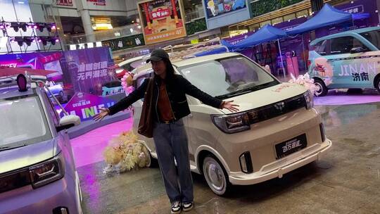 济南悦立方，五菱宏光MINI EV 改装车展