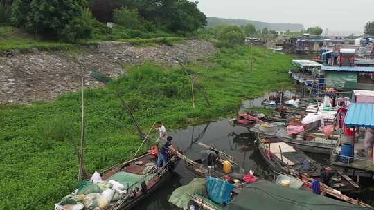 住家船 驳船 船只靠岸 渔民船 渔民生活