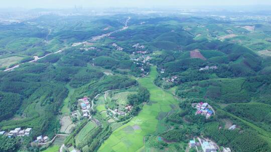 广西南宁乡村田野绿色山林航拍风景