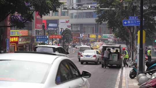 重庆道路交通车流街道汽车行驶公路马路街景