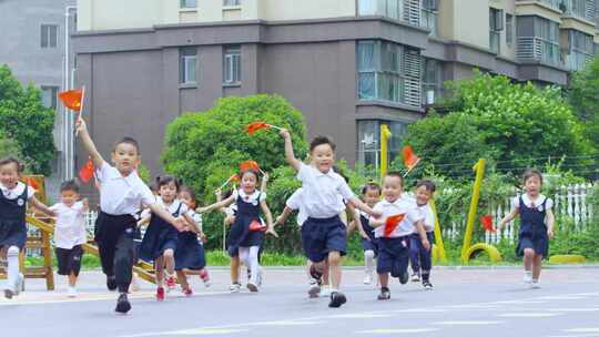 儿童拿国旗奔跑国庆六一儿童节未来希望视频素材模板下载