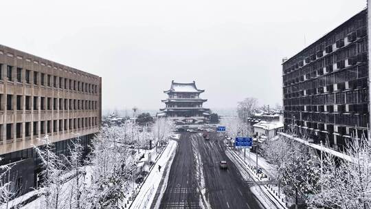 长沙城市大雪纷飞杜甫江阁雪景