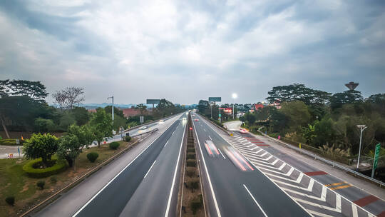 高速公路延时 时间流逝