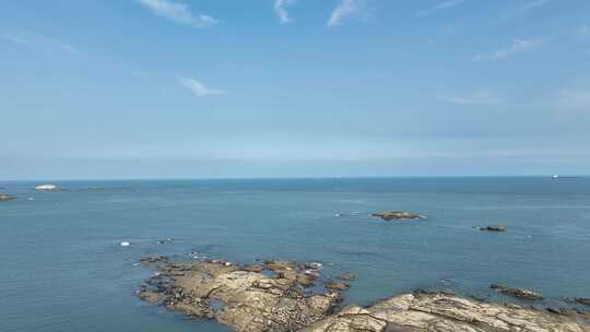 大海航拍海上礁石海水海洋风光海天一线风景